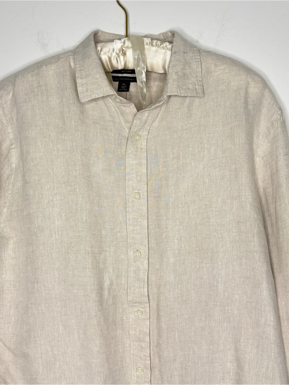 Banana Republic Men’s XL Linen Shirt Beige Long Sleeve Button Front Untucked Fit